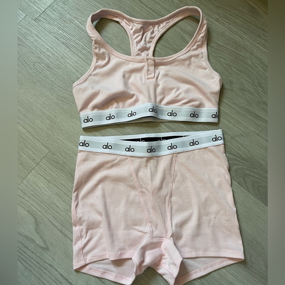 Alo set